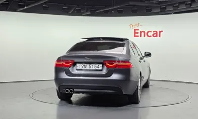 Jaguar XE 2018, 111013 км, за 5789.75 USD