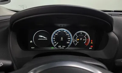 Jaguar XE 2018, 111013 км, за 5789.75 USD - фото 8