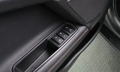 Jaguar XE 2018, 111013 км, за 5789.75 USD - фото 29