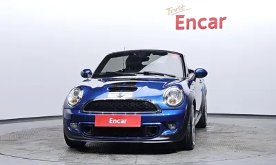 MINI Roadster 2013, 124222 км, за 4558.97 USD