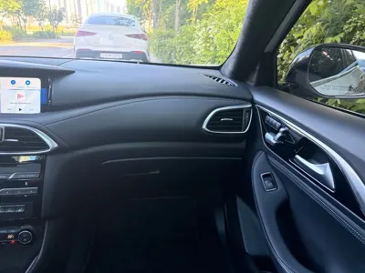 Infiniti Q30 2019, 90000 км, за 8456.94 USD - фото 8