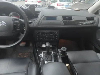 Citroen C5 · 2013 год