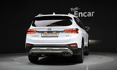 Hyundai Santafe 2019, 126512 км, за 10553.75 USD