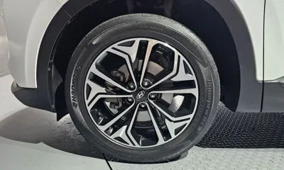 Hyundai Santafe 2019, 126512 км, за 10553.75 USD