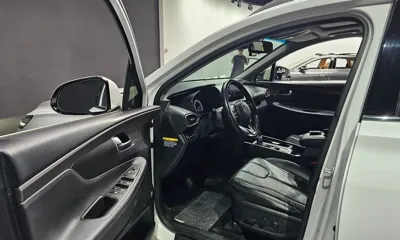 Hyundai Santafe 2019, 126512 км, за 10553.75 USD - фото 10