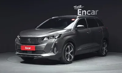 Peugeot 5008 · 2021 год
