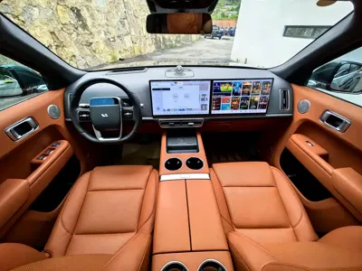 Li Auto Li L8 2023, 50000 км, за 30723.36 USD