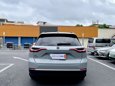Nio ES8 2021, 90000 км, за 17480.53 USD