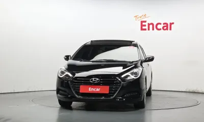 Hyundai i40 2012, 79900 км, за 4463.7 USD