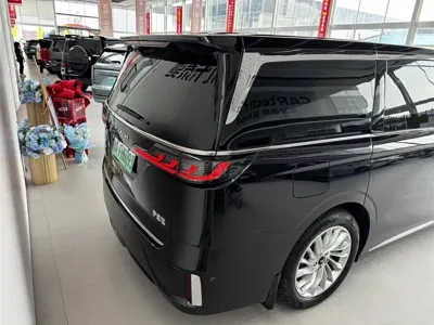 Voyah Dreamer 2023, 38000 км, за 27859.17 USD