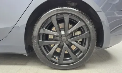 Tesla Model 3 2020, 112033 км, за 17486.83 USD - фото 21