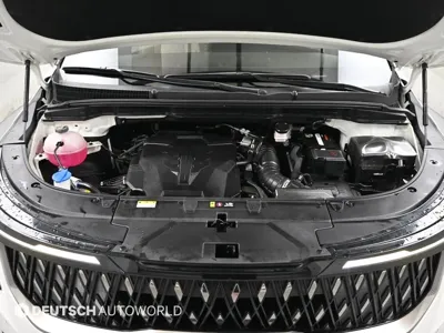 Kia Canival 2024, 24472 км, за 23376.95 USD - фото 6