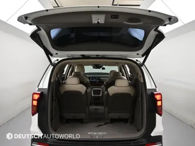 Kia Canival 2024, 24472 км, за 23376.95 USD - фото 19