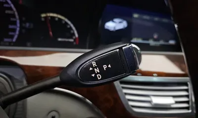Mercedes-Benz S-Class 2008, 121337 км, за 11430.46 USD - фото 9