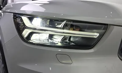 Volvo XC40 2020, 108395 км, за 15032.17 USD - фото 22