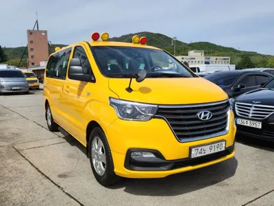 Hyundai Starex 2021, 56643 км, за 14246.69 USD