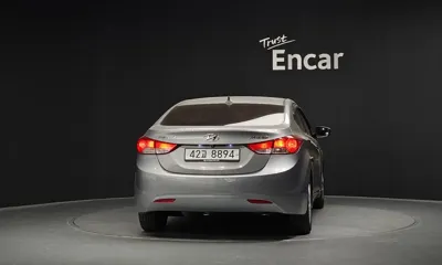 Hyundai Avante 2011, 151366 км, за 2279.09 USD