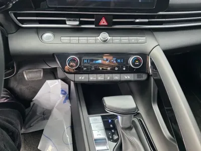 Hyundai Avante 2024, 17128 км, за 11826.89 USD - фото 12