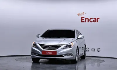 Hyundai Sonata 2012, 63277 км, за 2976.77 USD