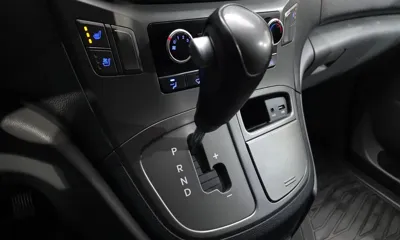 Hyundai Starex 2019, 117634 км, за 8867.57 USD - фото 9