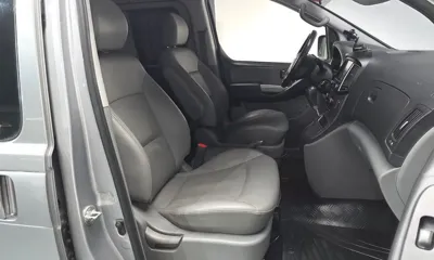 Hyundai Starex 2019, 117634 км, за 8867.57 USD - фото 10