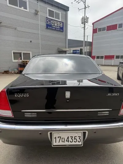 Hyundai Equus 2003, 38900 км, за 5534.93 USD