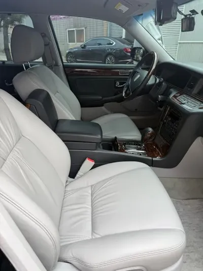 Hyundai Equus 2003, 38900 км, за 5534.93 USD