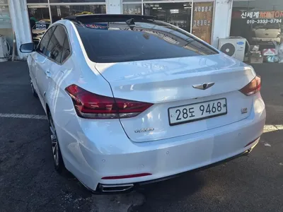 Hyundai Genesis 2015, 164529 км, за 6045.63 USD