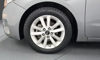 Kia K3 2016, 100023 км, за 5584.06 USD