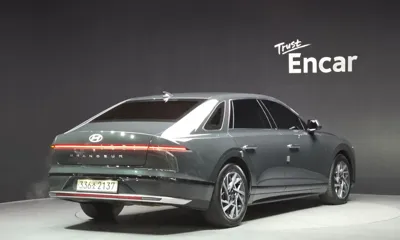 Hyundai Grandeur 2023, 114435 км, за 16195.15 USD