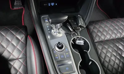 Genesis G70 2020, 93709 км, за 15954.41 USD - фото 9