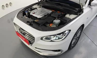 Hyundai Grandeur 2018, 131902 км, за 10906.94 USD - фото 6