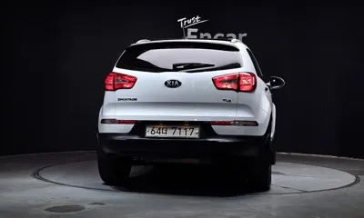 Kia Sportage 2012, 486367 км, за 2931.6 USD