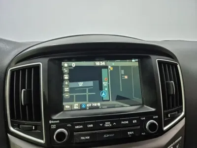 Hyundai Starex 2017, 91335 км, за 7280.76 USD - фото 9