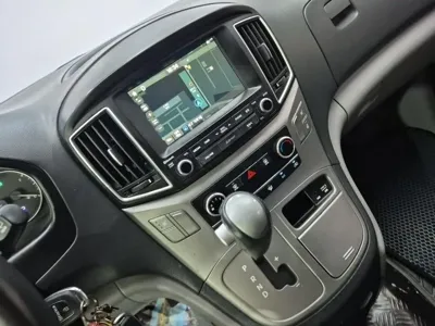 Hyundai Starex 2017, 91335 км, за 7280.76 USD - фото 11