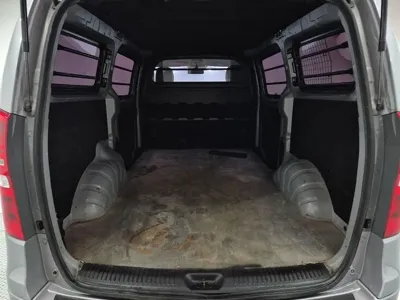 Hyundai Starex 2017, 91335 км, за 7280.76 USD - фото 18