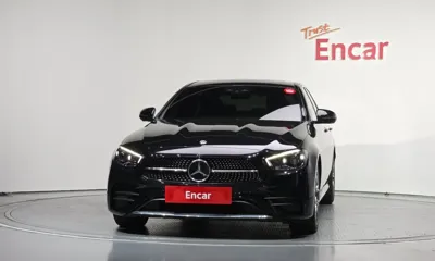Mercedes-Benz E-Class 2021, 36500 км, за 25928.84 USD