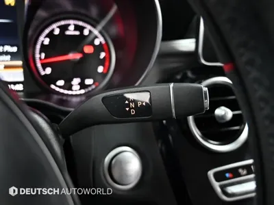 Mercedes-Benz C-Class 2017, 97318 км, за 8264.41 USD - фото 9