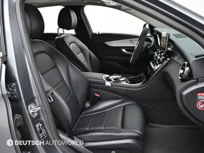 Mercedes-Benz C-Class 2017, 97318 км, за 8264.41 USD - фото 10