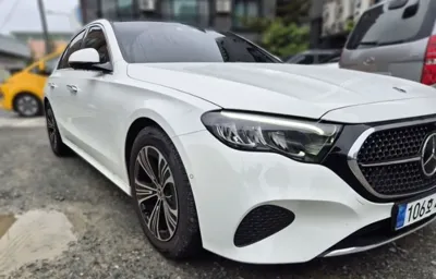 Mercedes-Benz E-Class 2025, 15700 км, за 35428.71 USD