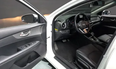 Kia K3 2020, 58435 км, за 9621.01 USD - фото 11