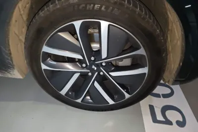 Li Auto L9 2022, 49000 км, за 35933 USD - фото 8