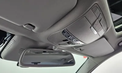 Mercedes-Benz C-Class 2018, 59731 км, за 11034.03 USD - фото 17