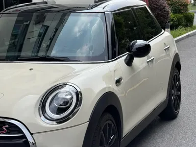 MINI MINI 2019, 59000 км, за 16777.33 USD