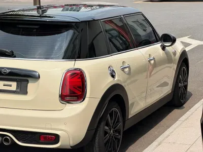 MINI MINI 2019, 59000 км, за 16752.7 USD - фото 7