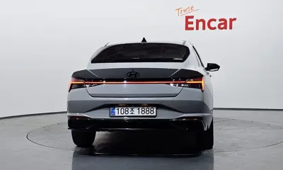 Hyundai Avante 2021, 115944 км, за 10531.1 USD