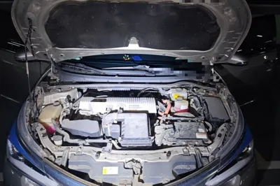 Toyota Corolla 2017, 104300 км, за 8798 USD - фото 21