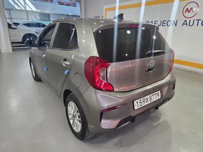 Kia Morning 2021, 29978 км, за 8326.84 USD
