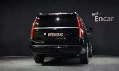 Cadillac Escalade 2019, 150556 км, за 19815 USD