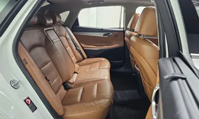 Hyundai Grandeur 2019, 116098 км, за 9518.78 USD - фото 11